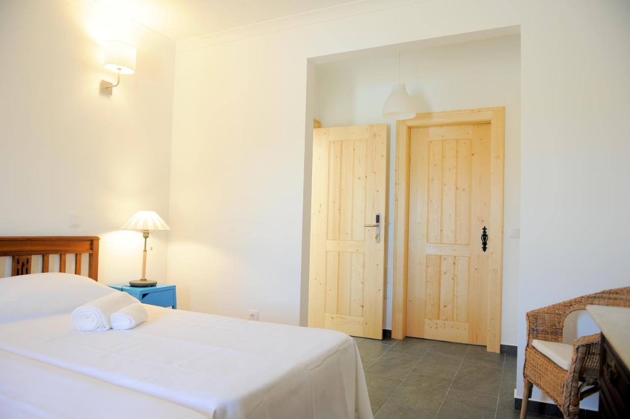 Casa Das Rendufas- Turismo Rural Com Figos Rendufas da Estrada ภายนอก รูปภาพ