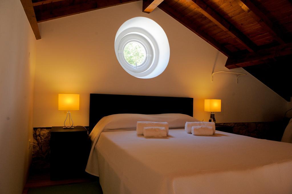 Casa Das Rendufas- Turismo Rural Com Figos Rendufas da Estrada ห้อง รูปภาพ